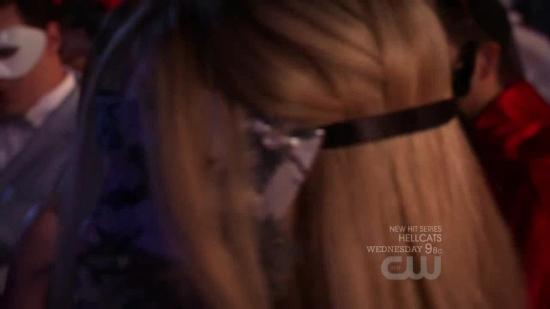 S04E09_468.jpg
