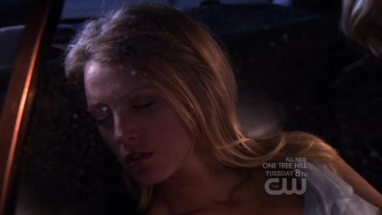 Click to view full size image
==============
S04E09_807.jpg S04E09_807.jpg