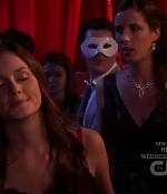S04E09_464.jpg