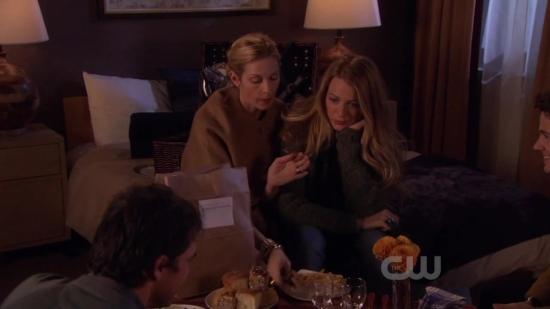 Click to view full size image
==============
S04E10_427.jpg S04E10_427.jpg