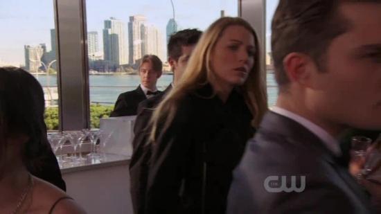 Click to view full size image
==============
S04E12_475.jpg S04E12_475.jpg