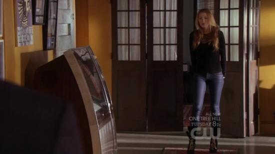 Click to view full size image
==============
S04E14_408.jpg S04E14_408.jpg