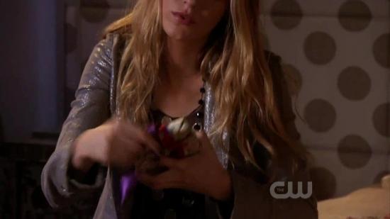 Click to view full size image
==============
S04E16_407.jpg S04E16_407.jpg