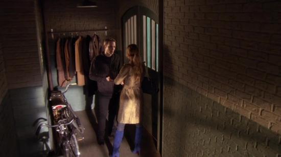 Click to view full size image
==============
S04E17_154.jpg S04E17_154.jpg