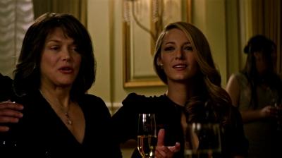 blakelively-ageadaline-01246.jpg