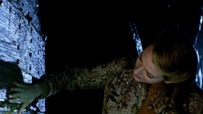 Click to view full size image
==============
blakelively-ageadaline-01918.jpg blakelively-ageadaline-01918.jpg