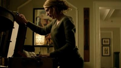 Click to view full size image
==============
blakelively-ageadaline-02988.jpg blakelively-ageadaline-02988.jpg