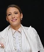 blake-lively-a-simple-favor-press-conference-in-nyc-81918-18.jpg